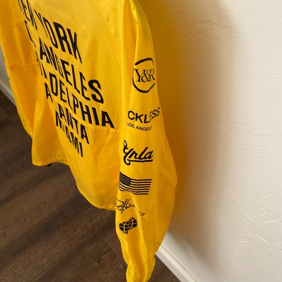 Young & Reckless - Picture 4 of 4